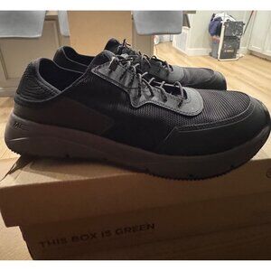 Clarks Davis Low Mens Black Sneakers Size 11 M With Breathable Mesh & Durable So